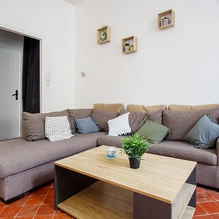 Grand T2 Hyper Centre Proche Toutes Commodites Apartment